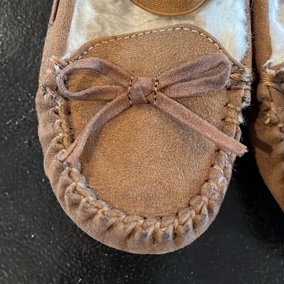 Toddler Moccasins, Size 9 - Picture 8 of 12